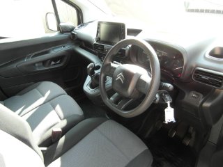 /photos/10921/ab7b46b4-94d6-4ab2-be21-3b01f05e14fb_i320x240.jpg