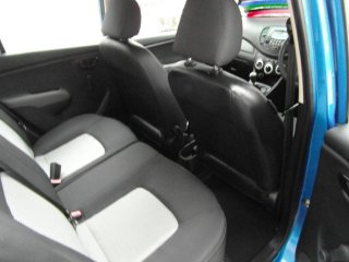 /photos/10921/ea269fd9-1a5e-4e37-a6ed-4e7c8f5f54b0_i320x240.jpg